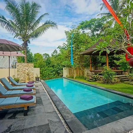 Villa Tirta Indah